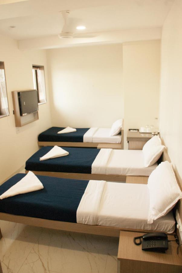 City Hotel Mumbai Luaran gambar